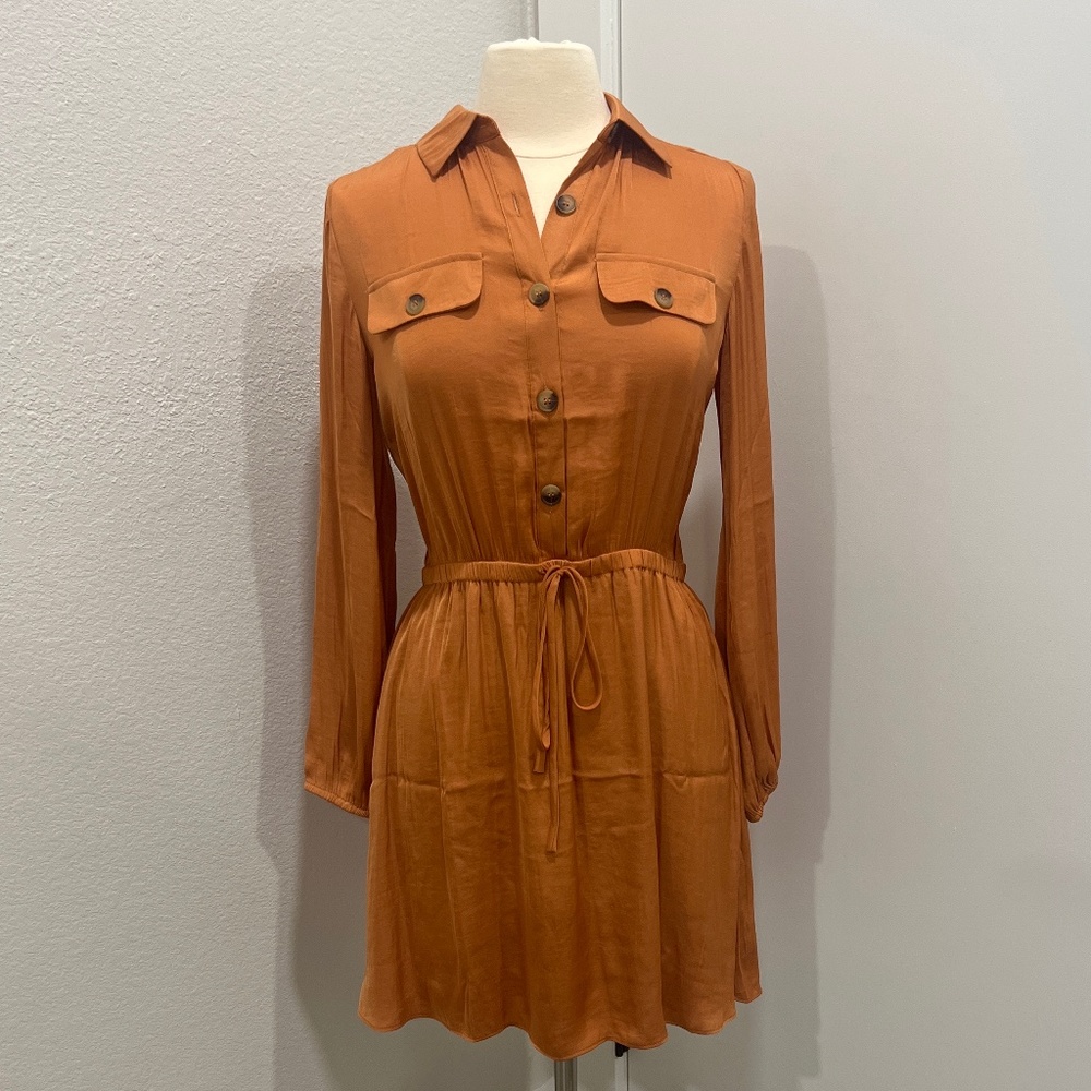 Lapel collar flap pocket dress